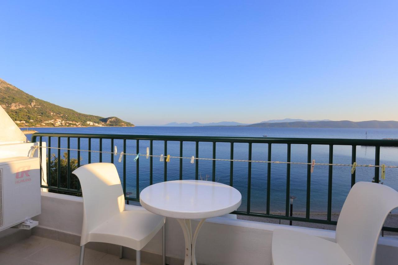 Apartments By The Sea Igrane, Makarska - 6653 Zewnętrze zdjęcie